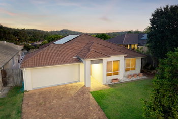 Image 3 for 6 Pickering Pl, Upper Kedron  QLD  4055