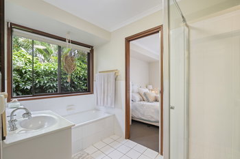 Image 6 for 20 Kookaburra Cres, Bokarina  QLD  4575