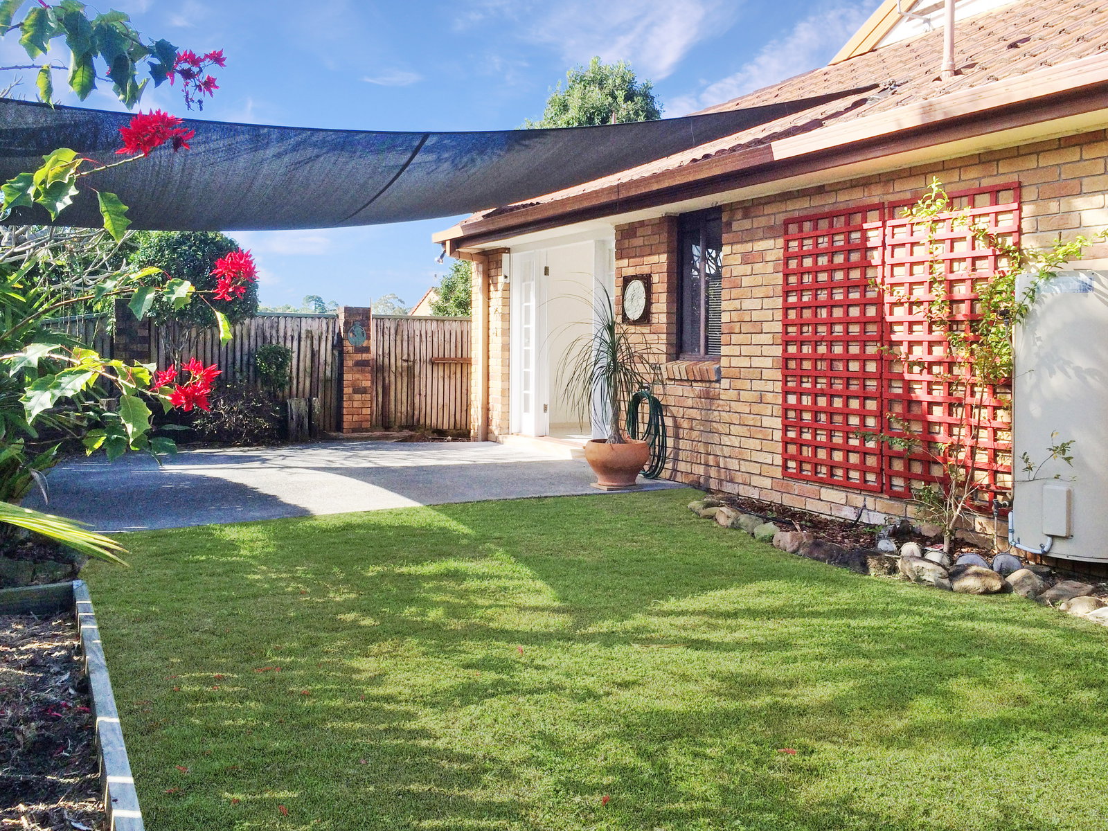 Main listing image for 21b Oasis Cres, Elanora  QLD  4221