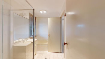 Image 6 for 21b Oasis Cres, Elanora  QLD  4221