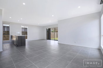 Image 5 for 123 Mercy Cct, Park Ridge  QLD  4125