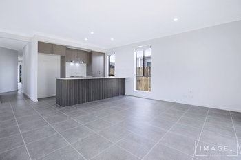Image 4 for 123 Mercy Cct, Park Ridge  QLD  4125