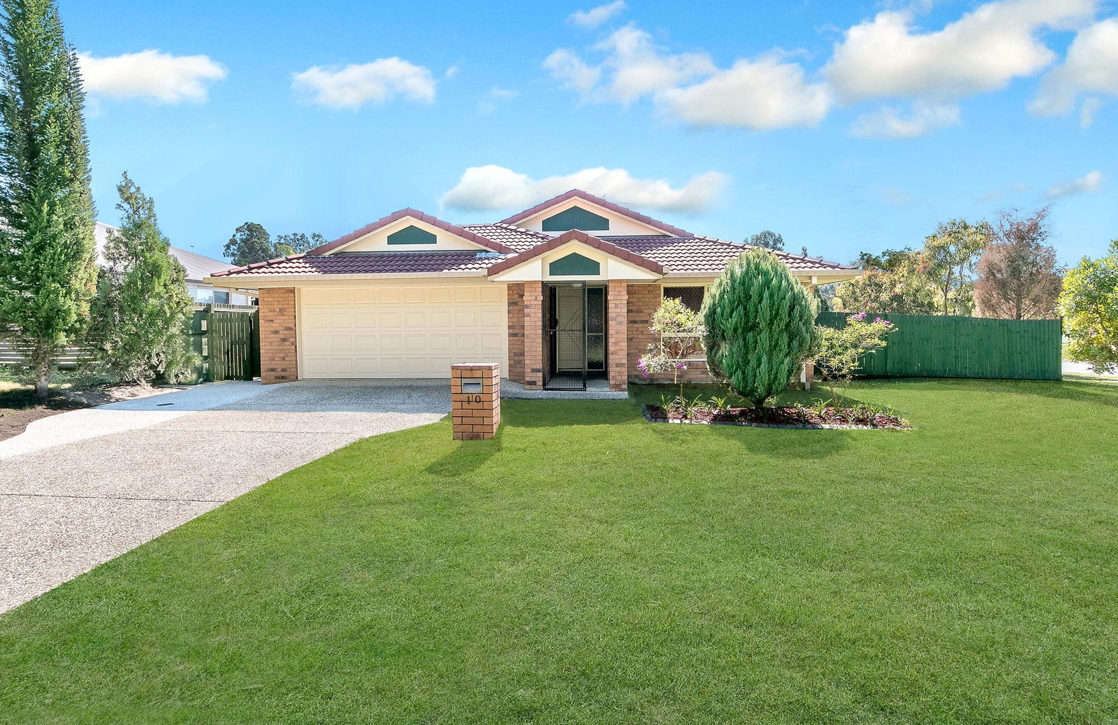 Main listing image for 10 Tosca St, Cashmere  QLD  4500