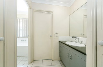 Image 4 for 10 Tosca St, Cashmere  QLD  4500
