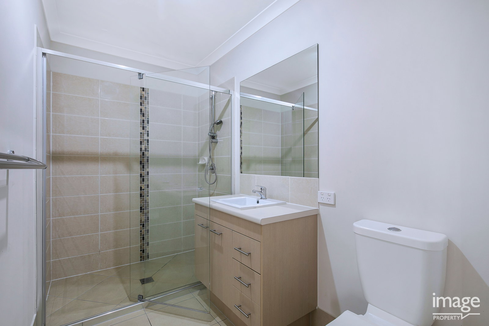 2/58-60 Feather Ct, Morayfield, QLD, 4506, Morayfield - Thumbnail 8