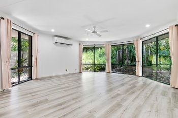 Image 4 for 7 Hillside Ct, Little Mountain  QLD  4551