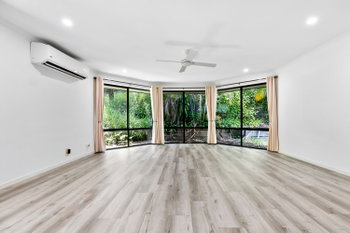 Image 3 for 7 Hillside Ct, Little Mountain  QLD  4551