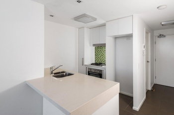 Image 4 for 103/159 Logan Rd, Woolloongabba  QLD  4102