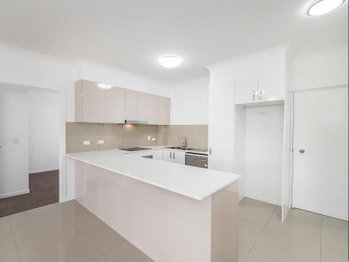 Image 4 for 4/12 Drayton Terrace, Wynnum  QLD  4178