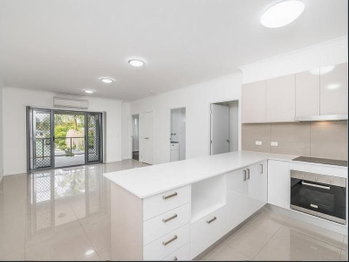 Image 5 for 4/12 Drayton Terrace, Wynnum  QLD  4178