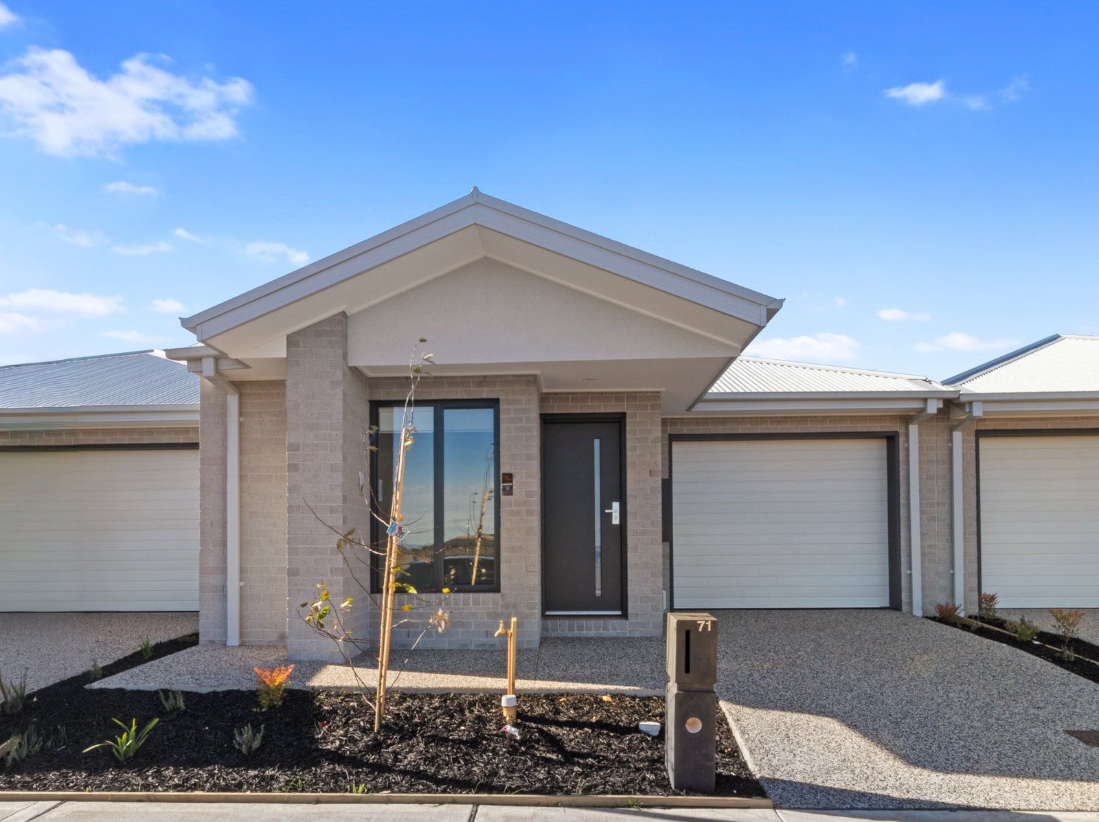 Main listing image for 73 Sifter Pkwy, Fraser Rise  VIC  3336