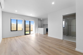Image 4 for 73 Sifter Pkwy, Fraser Rise  VIC  3336