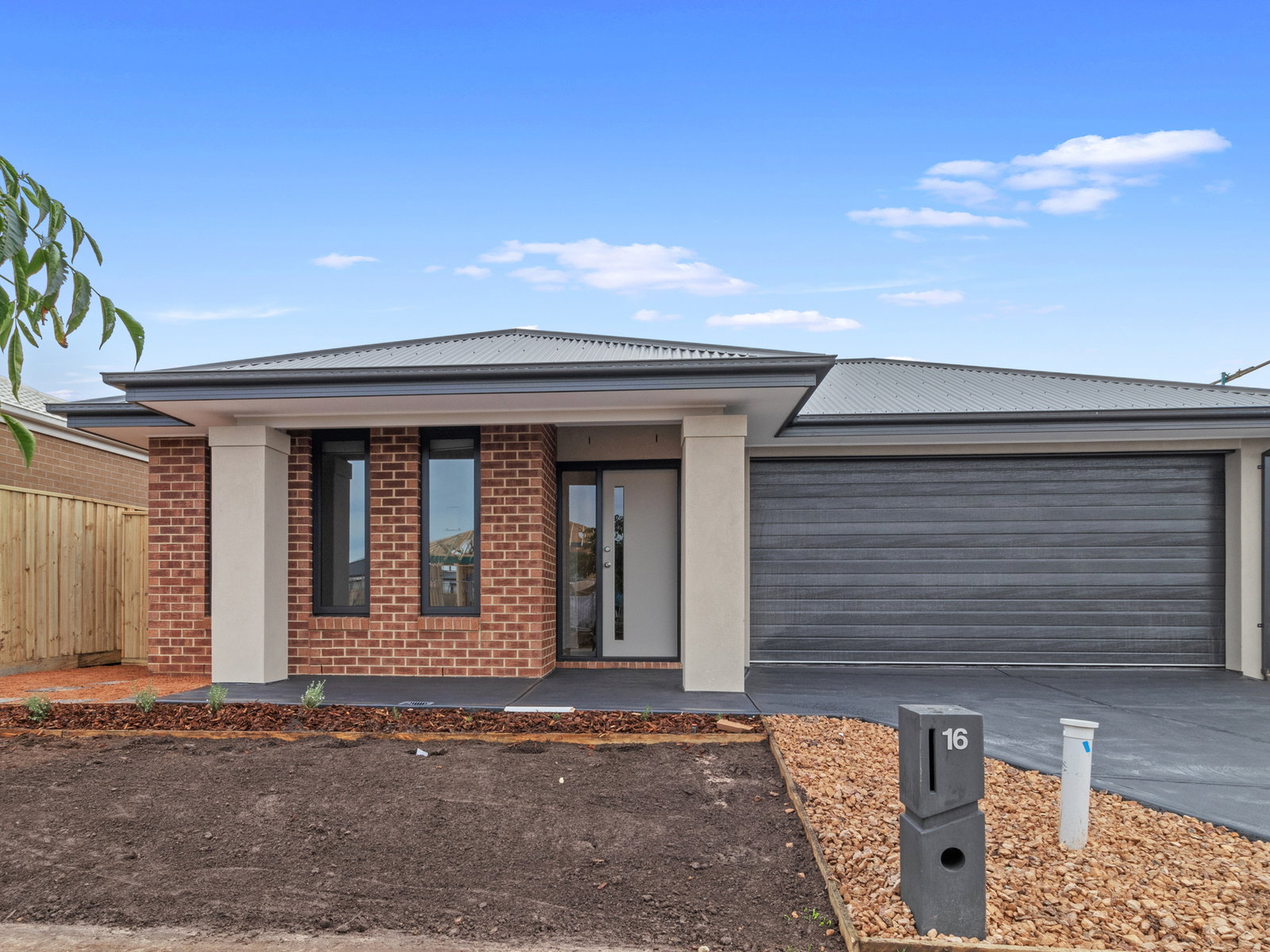 Main listing image for 16 Woodlawn Rd, Wollert  VIC  3750