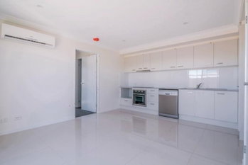 Image 4 for 2/12 Swallowtail St, Rosewood  QLD  4340