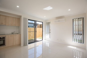 Image 4 for 2/23 Kevin Mulroney Drive, Flinders View  QLD  4305