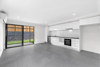 Image 5 for 2/7 Ratnam Rd, Redbank Plains  QLD  4301