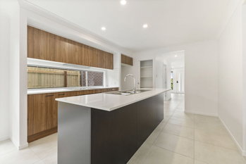 Image 4 for 26 Nebula Circuit, Flagstone  QLD  4280