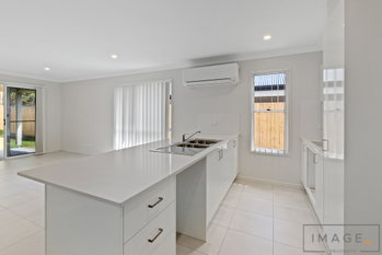 Image 5 for 10 Brooklyn Cl, Park Ridge  QLD  4125