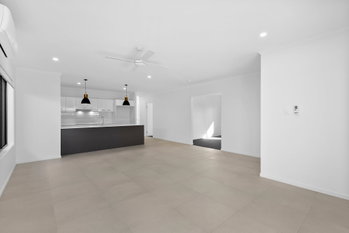 Image 3 for 19 Waratah Cct, Greenbank  QLD  4124