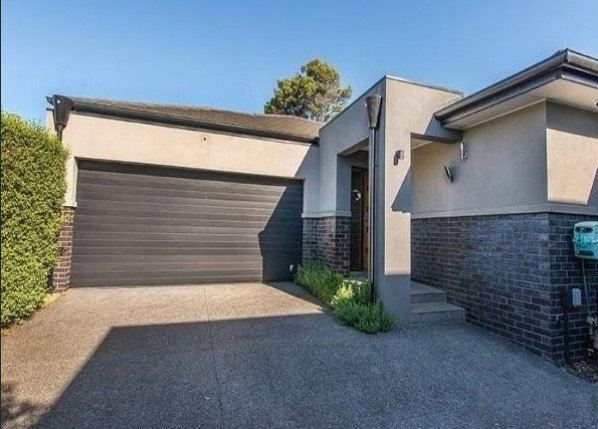 Main listing image for 2/4 Bellevue Ave, Burwood East  VIC  3151