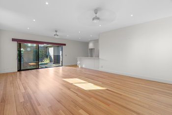 Image 5 for 2/4 Bellevue Ave, Burwood East  VIC  3151