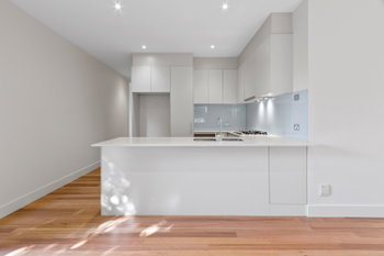 Image 3 for 2/4 Bellevue Ave, Burwood East  VIC  3151