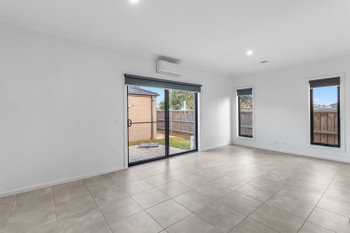 Image 5 for 17 Zesty Walk, Manor Lakes  VIC  3024