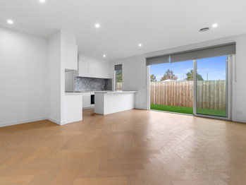 Image 4 for 35 Lanning Wy, Deanside  VIC  3336
