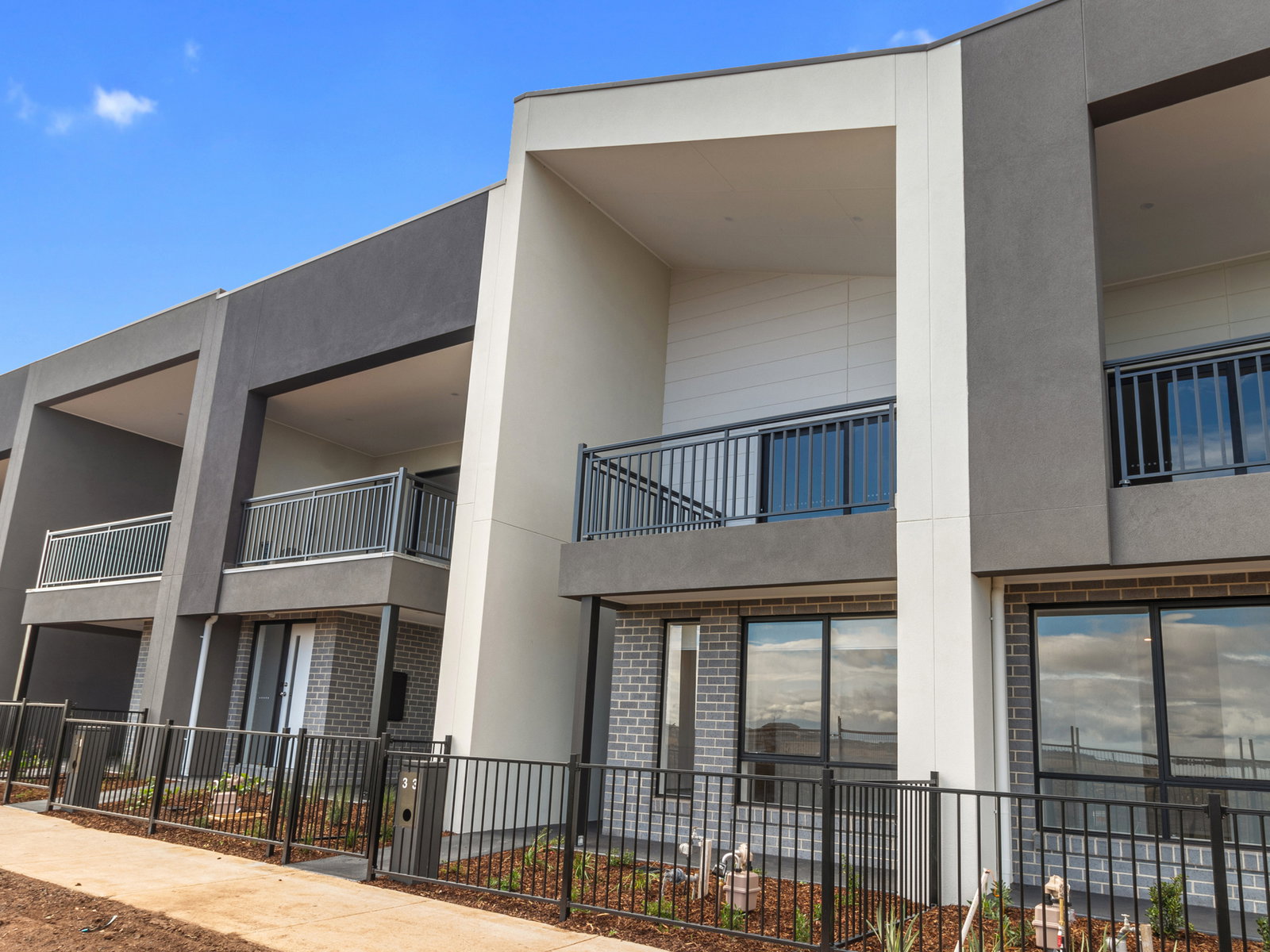 Main listing image for 33 Messara Walk, Truganina  VIC  3029