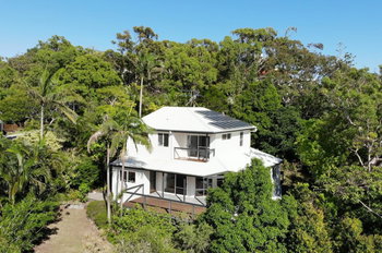 Image 4 for 4 Crystal Pacific Ct, Mount Coolum  QLD  4573