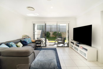 Image 5 for 9 Mortimer Dr, Flagstone  QLD  4280