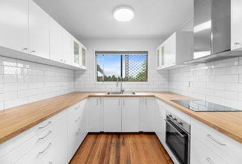 Image 3 for 5 Dunbil Ave, Ferny Hills  QLD  4055