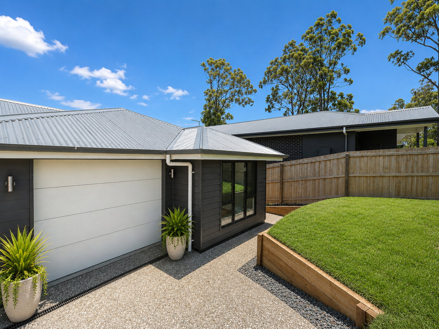 Main listing image for 2/70 Buckland Road, Everton Hills  QLD  4053