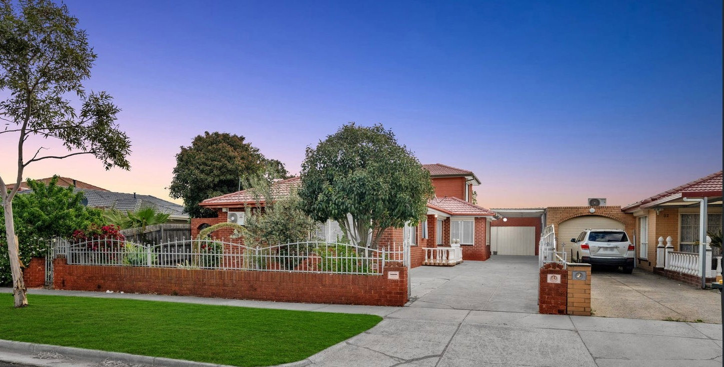 Main listing image for 34 Grantham Parade, St Albans  VIC  3021