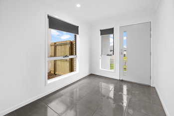 Image 5 for 50 Cottee Cct, Park Ridge  QLD  4125