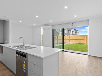 Image 4 for 36 Company Ave, Sunbury  VIC  3429