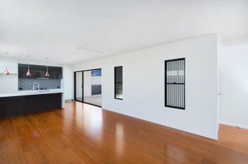 Image 3 for 4/75 Kates St, Morningside  QLD  4170