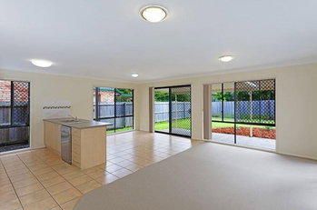 Image 3 for 3 Araluen Pl, Carindale  QLD  4152