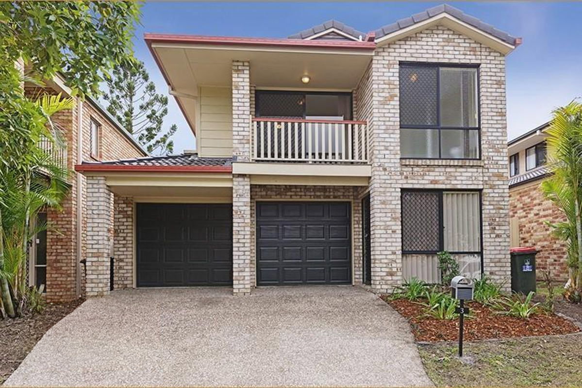 Main listing image for 3 Araluen Pl, Carindale  QLD  4152