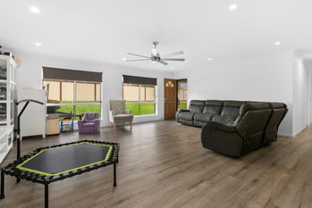 Image 3 for 98 Haldham Cres, Regents Park  QLD  4118