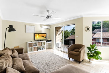 Image 3 for 17/11 Hayle St, Burleigh Heads  QLD  4220
