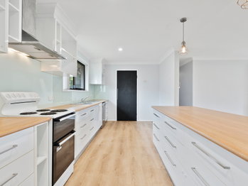Image 3 for 1 Coryule St, Battery Hill  QLD  4551