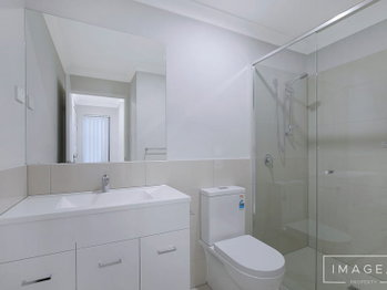 Image 6 for 2/7 Churchill Street, Bellbird Park  QLD  4300