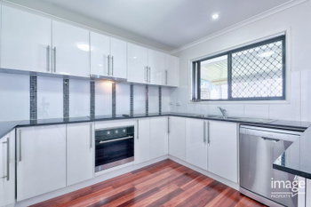 Image 3 for 432 Warrigal Rd, Eight Mile Plains  QLD  4113