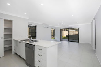 Image 5 for 10 Ridge Road, Greenbank  QLD  4124