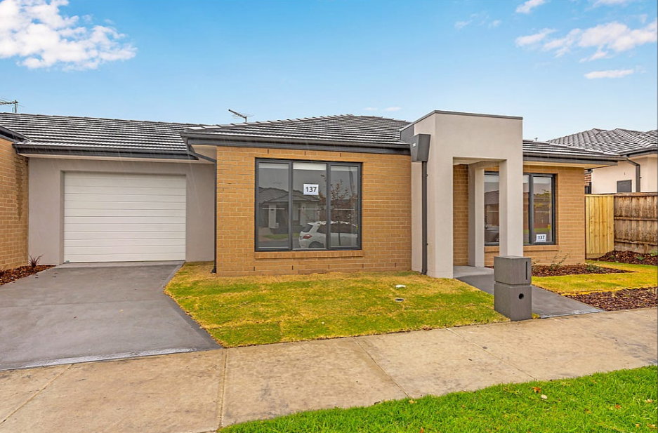 Main listing image for 137 Holyoake Parade, Manor Lakes  VIC  3024