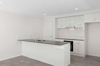 Image 6 for 16 Chervil Dr, Greenbank  QLD  4124
