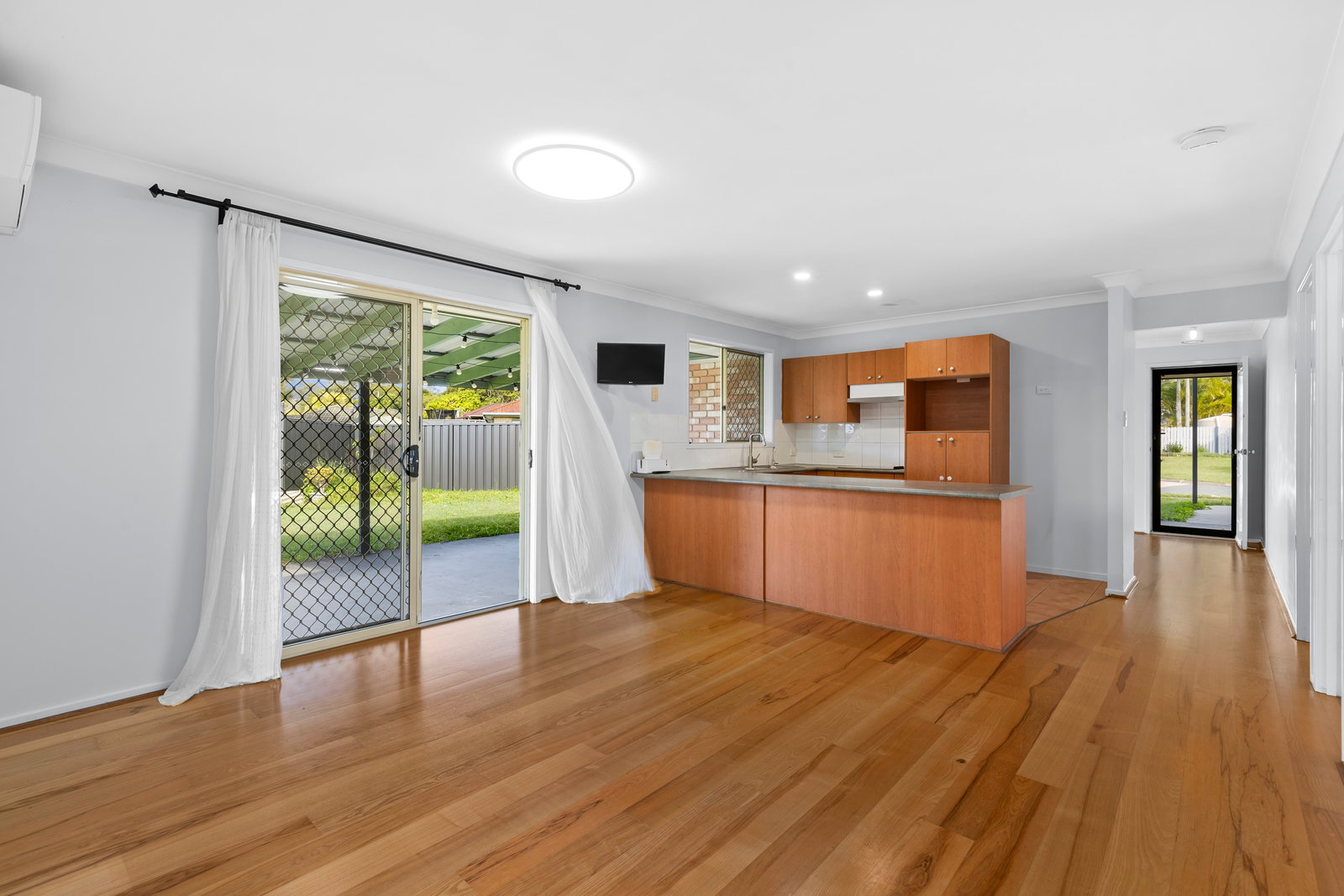 Main listing image for 28 Pinnibar St, Hemmant  QLD  4174