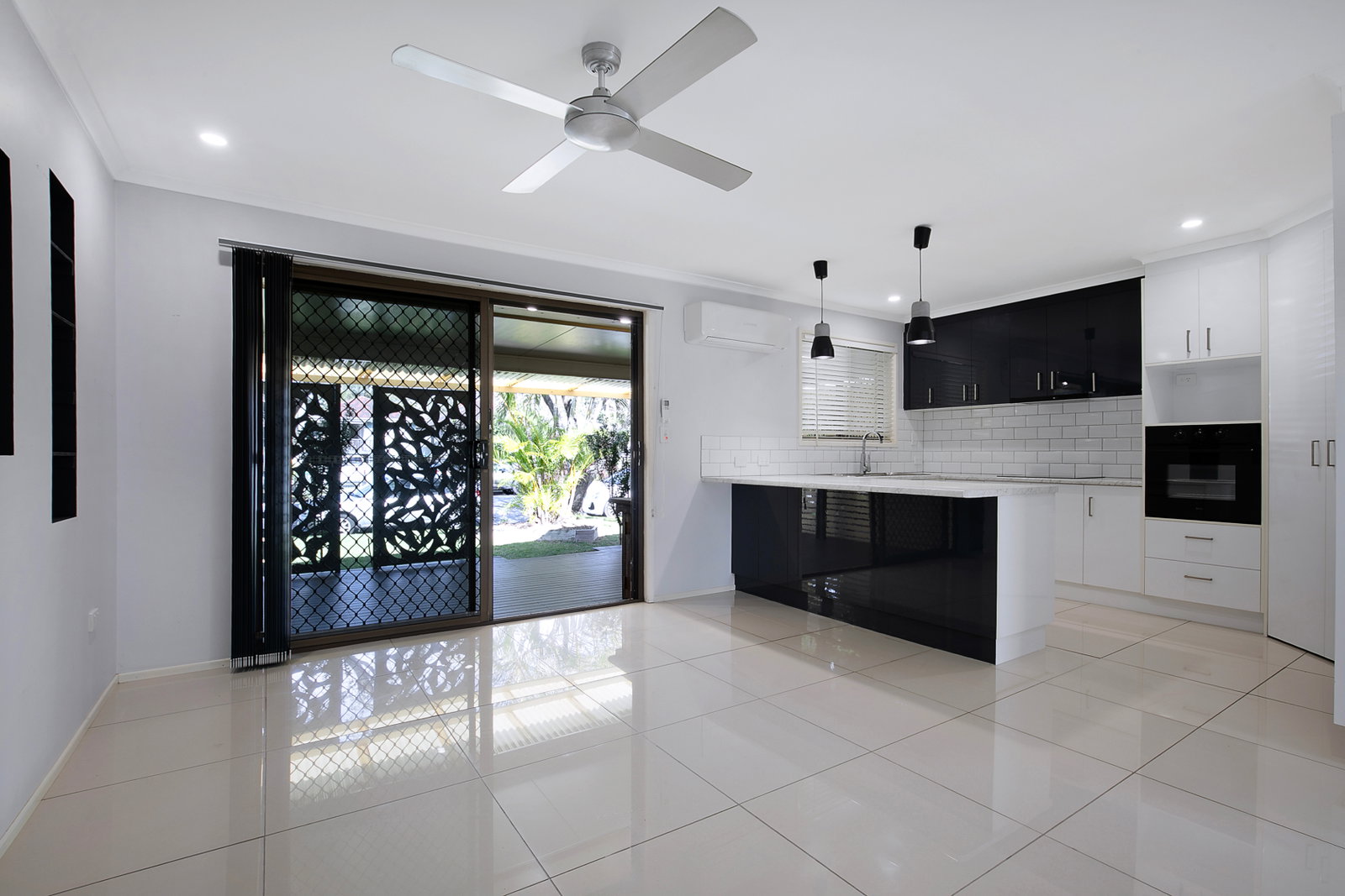 Main listing image for 2/11 View St, Woody Point  QLD  4019
