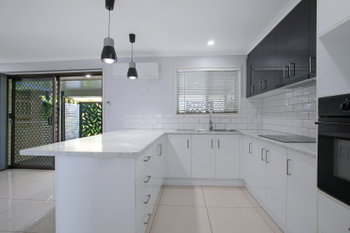 Image 4 for 2/11 View St, Woody Point  QLD  4019